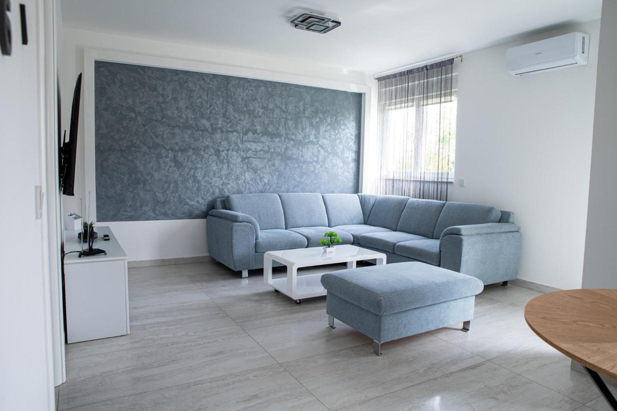 David Apartment Slavonski Brod Exterior photo